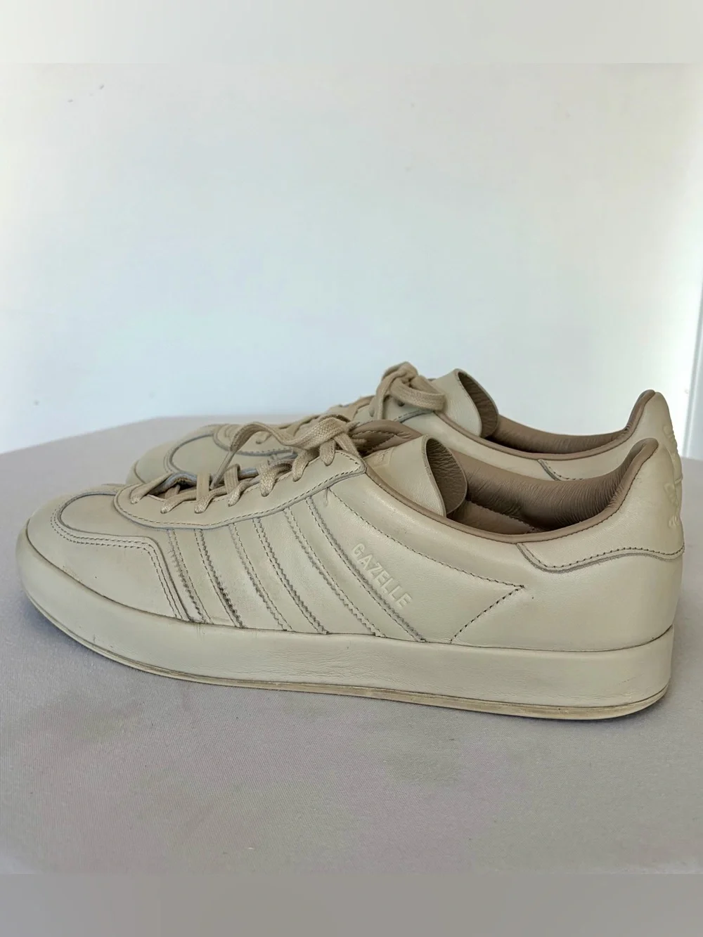 Adidas Gazelle leather sneakers, off-white, 10, EU